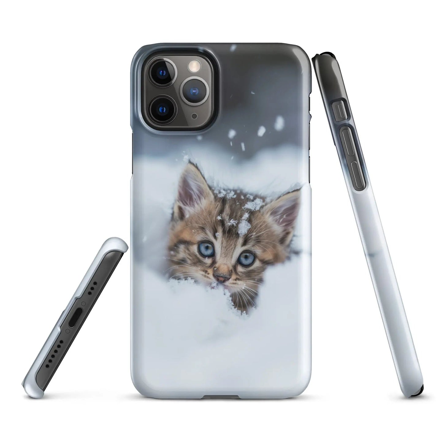 Cats iPhone phone case Kitten in the snow - Unniit.com