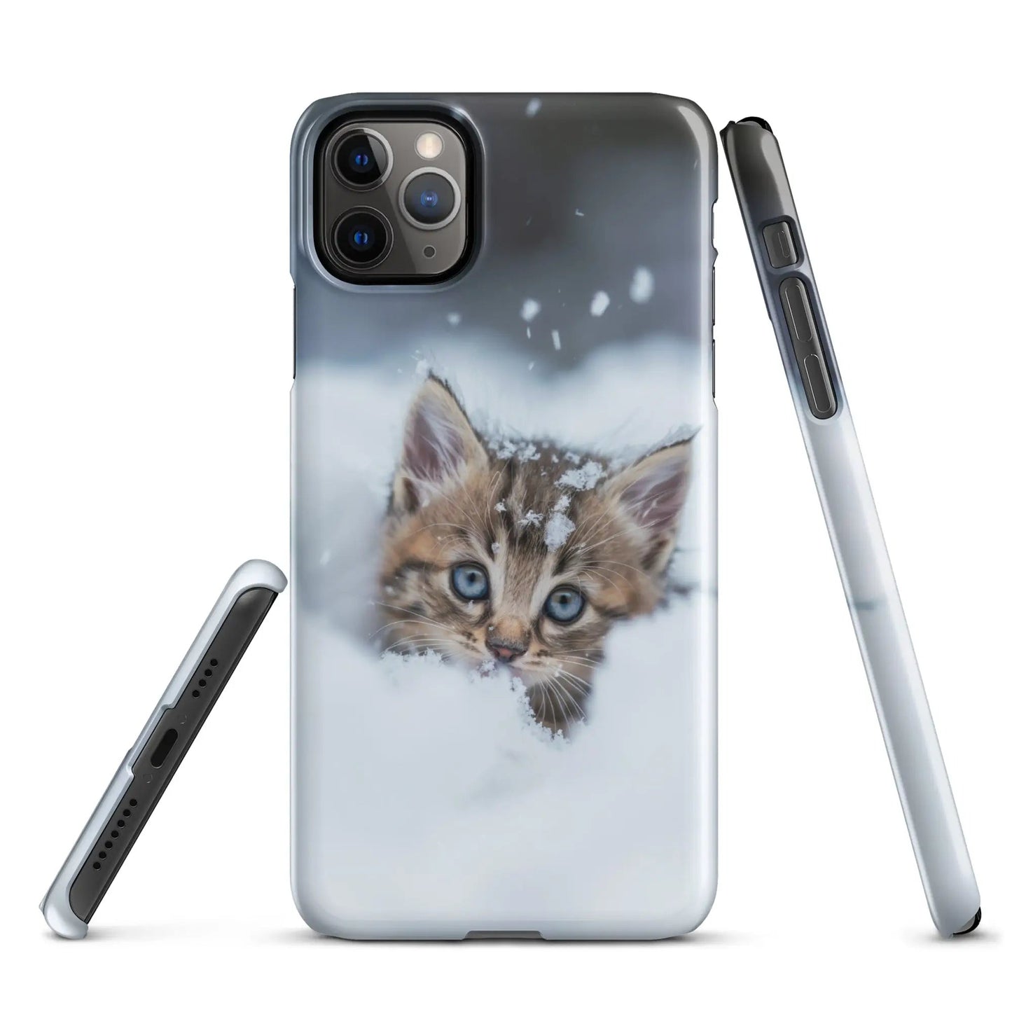 Cats iPhone phone case Kitten in the snow - Unniit.com